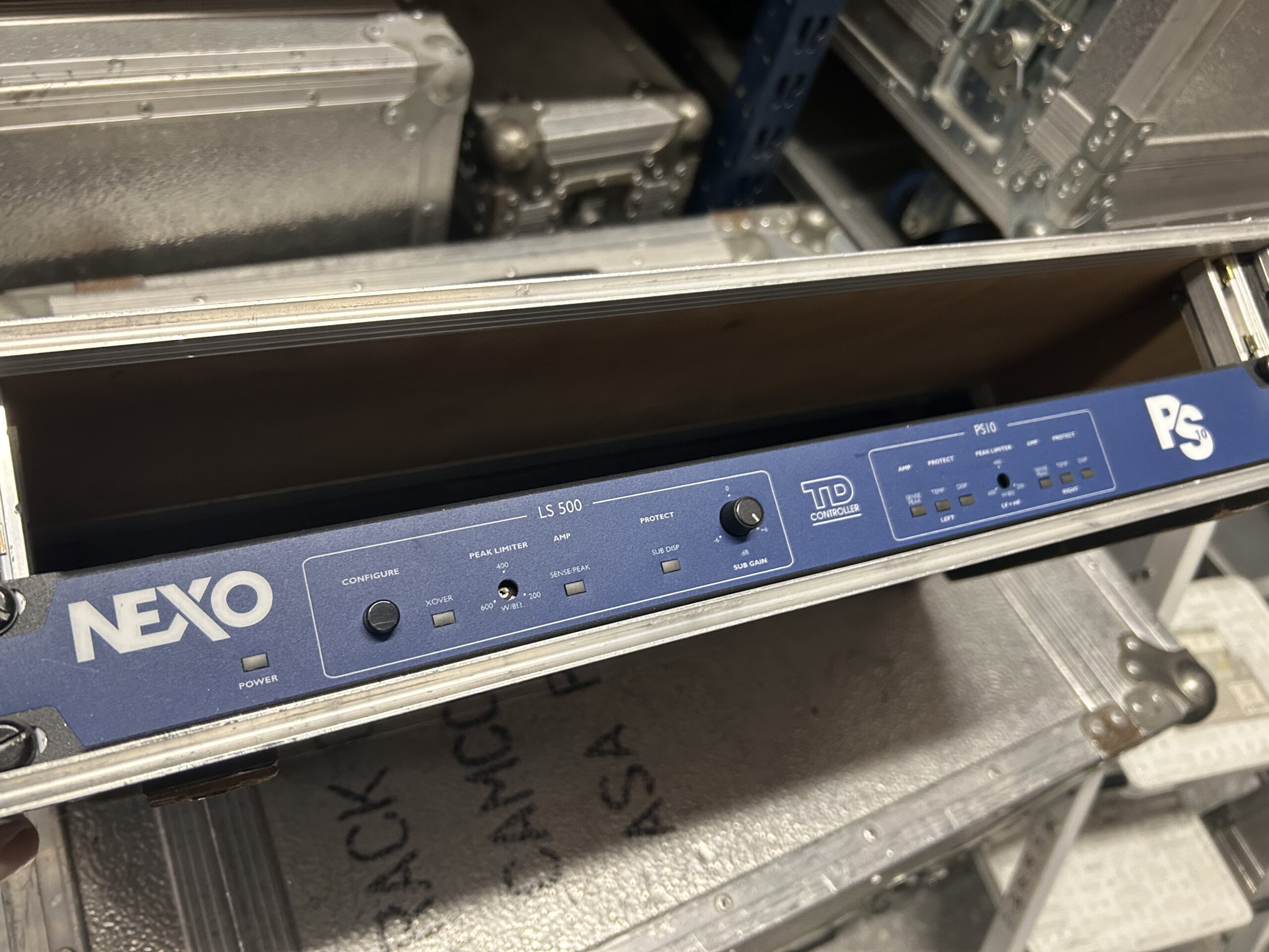 sistema de sonido nexo ps10 + subgraves ls500 + rack de amplificación y procesado – pack completo profesional sistema de sonido nexo ps10 + subgraves ls500 + rack de amplificación y procesado – pack completo profesional