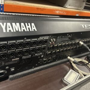 mesa digital yamaha tf5 + tarjeta dante ny64d + stagebox digital